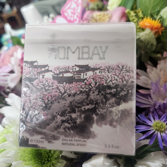 Bombay by Royal Fragrance  3.3 Fl oz EDP Spray for Women - Picture 2 of 3